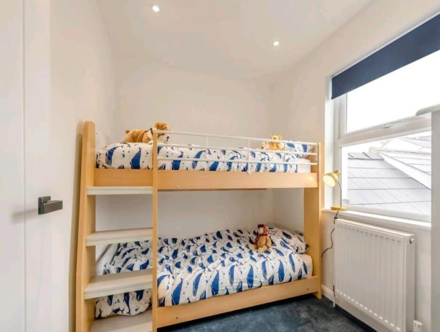 Sea View Luxury 5 Star Cottage Near Milford Marina * Milford Haven
