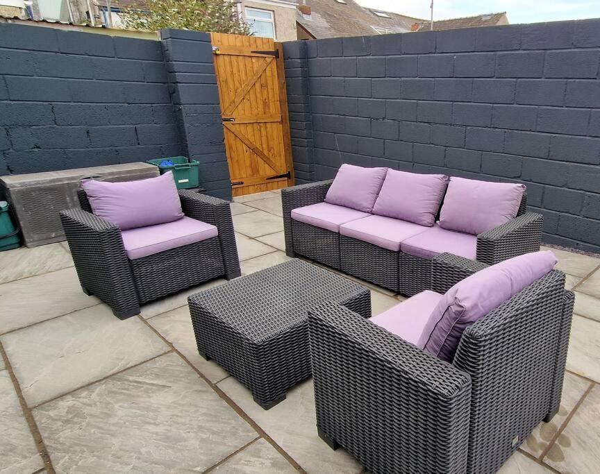 Holiday home Sea View Luxury 5 Star Cottage Near Milford Marina